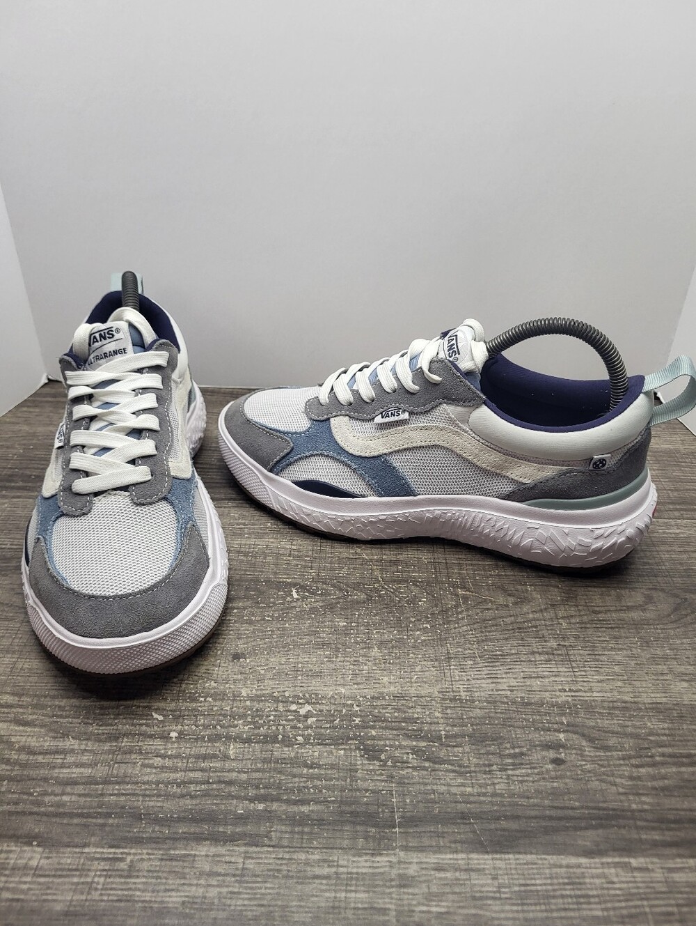 VANS UltraRange Neo VR3 Men's Size 8 Wms 9.5 Shoes Sneakers Grey Blue White